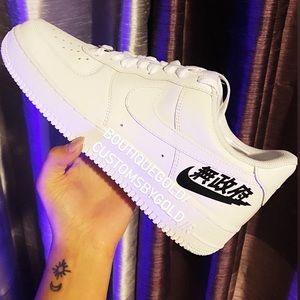 Customs Nike Air Force 1 hand-painted